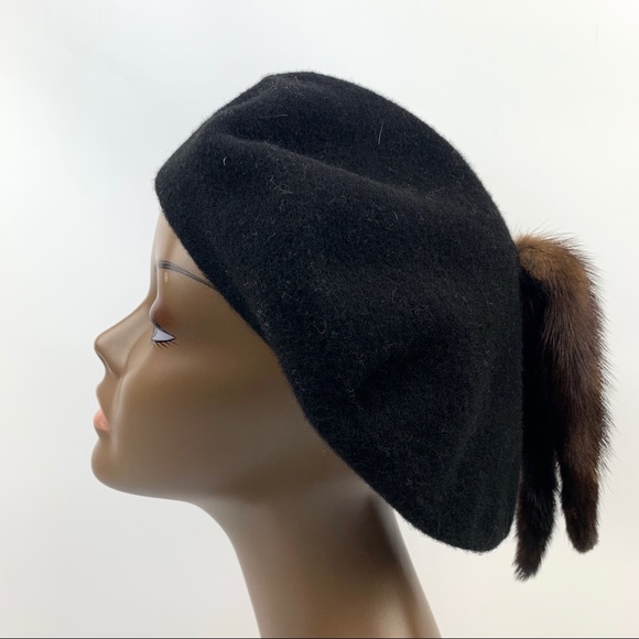 ❌SOLD❌ VTG black pure wool beret hat w/ mink tails - Picture 5 of 6